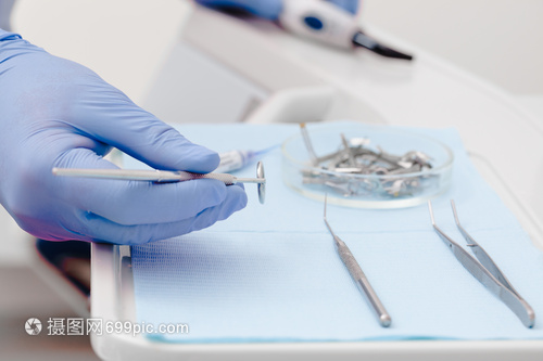 牙科器械 口腔醫生的得力助手與日常口腔衛生用品